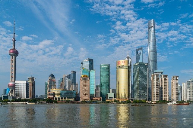 Visit Shanghai when backpacking China