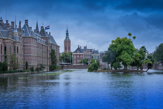 Visit The Hague when backpacking The Netherlands