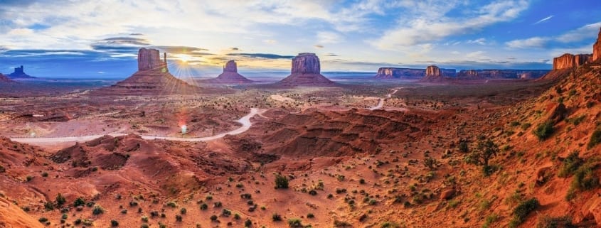 Monument Valley along the Route 89 - one of the great American road trips