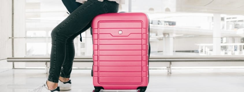 5 Ultimate Travel Gadgets for your Vacation Packing List