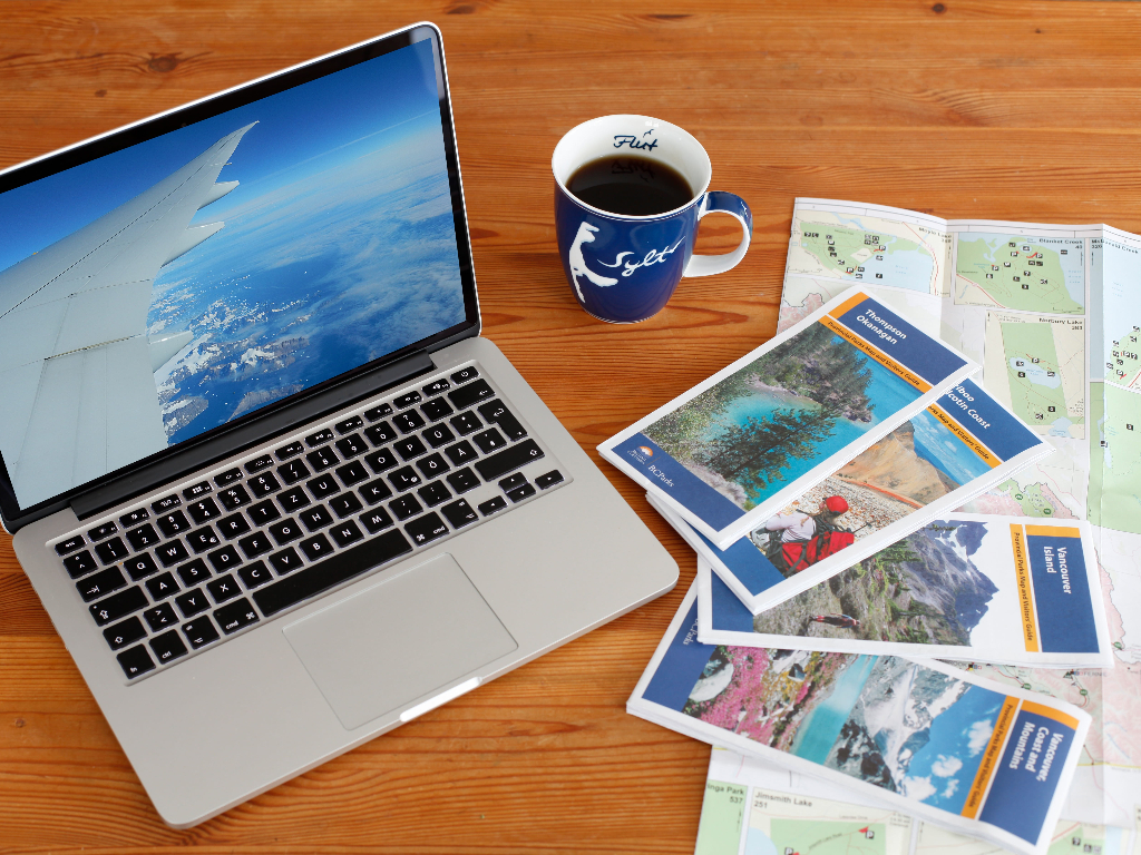 A Macbook Air is the laptop of choice for digital nomads