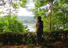 Solo travel in Uganda near the river Nile in Jinja