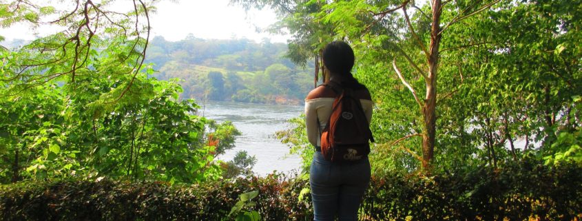 Solo travel in Uganda near the river Nile in Jinja