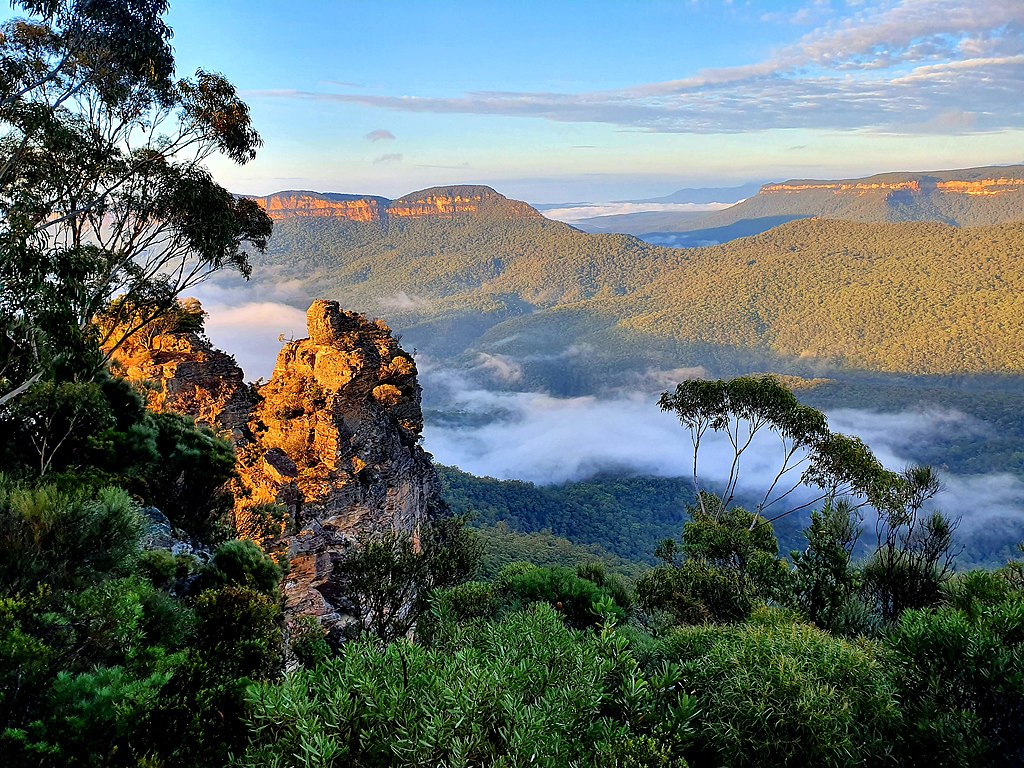 Visit the Blue Mountains on a day trip from Sydney