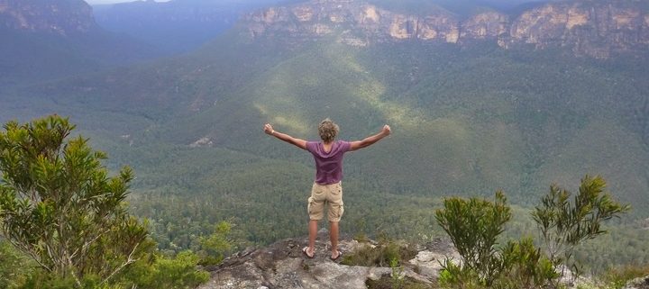 How to earn money while backpacking Australia