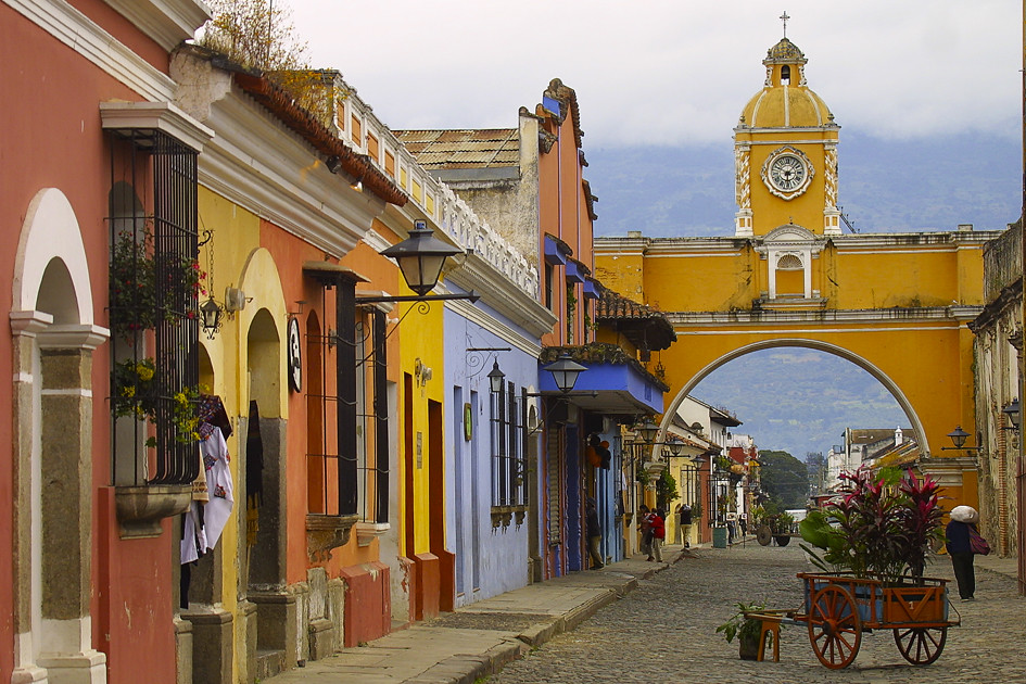 The iconic Arco de Santa Catalina in Antigua, Guatemala