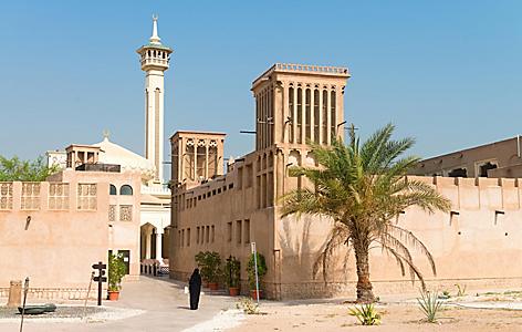 Explore the historical district of Al Fahadi in Dubai, a hidden gem in the UAE