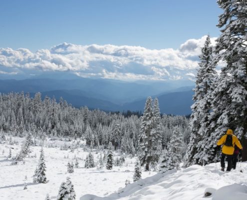 What to Wear for Winter Hiking