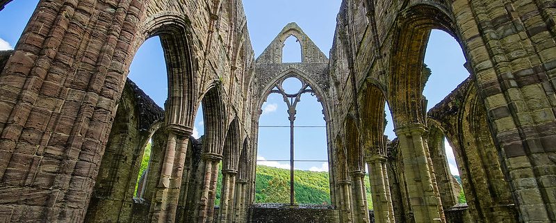 Tintern Abbey in the beautiful Wye Valley, perfect for a day trip from Bristol