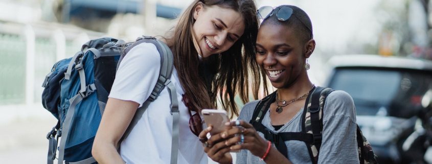 7 Reasons Why You Shouldn’t Let Social Media Impact Your Spending Habits While Traveling