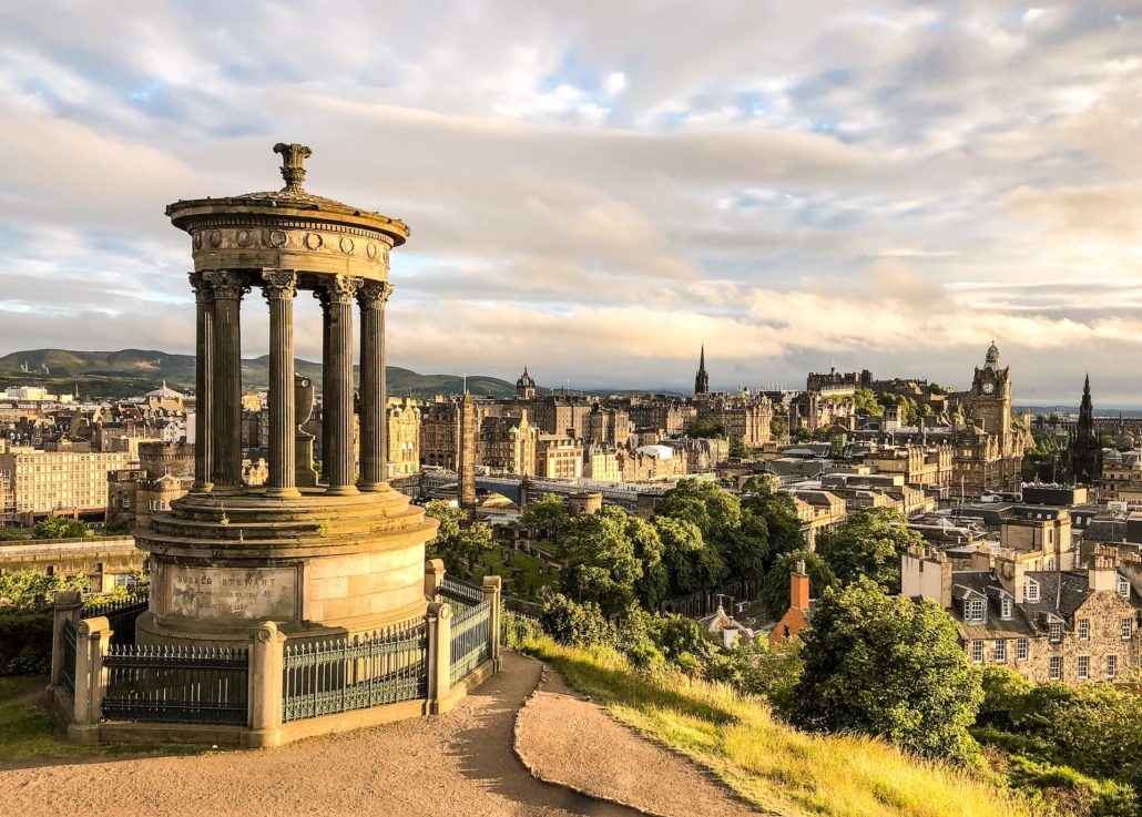 Visit the beautiful city of Edinburgh