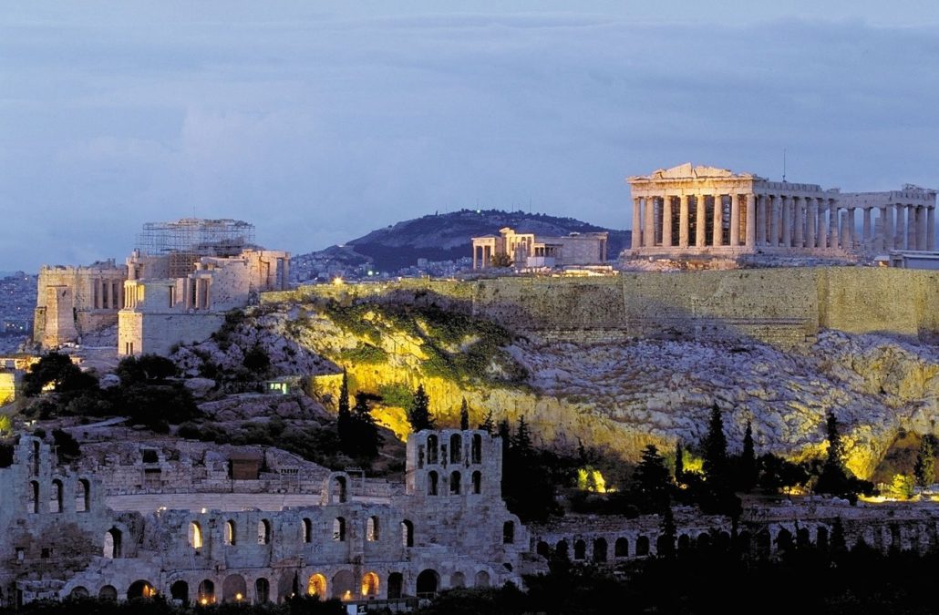 Visit The Acropolis while backpacking Greece