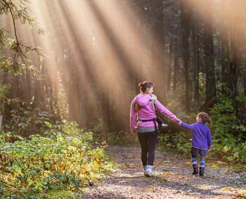 8 Tips to a Safe and Enjoyable Hike with Kids